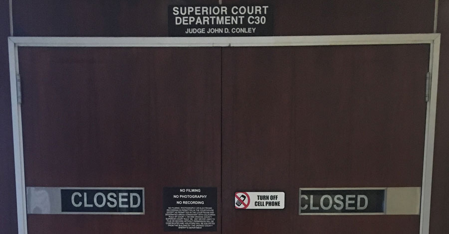 court_doors_900x470